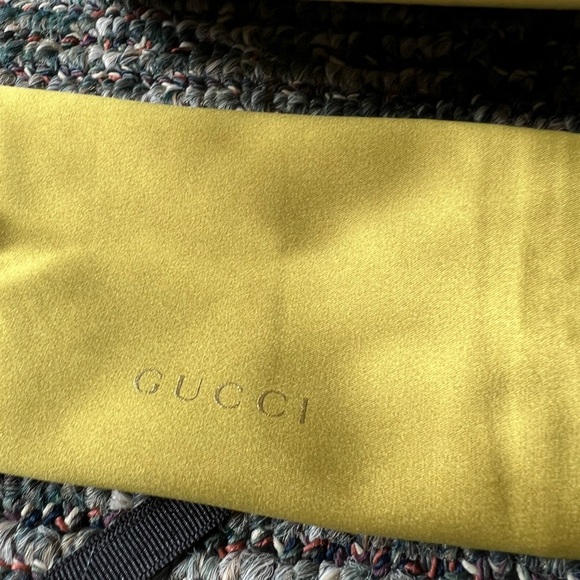 Gucci Eyeglasses Sunglasses Case Green Velvet Clamshell Small Gucci Case… - Picture 4 of 4